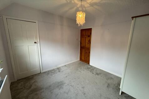 Second Avenue, Edwinstowe, NG21 photo 4