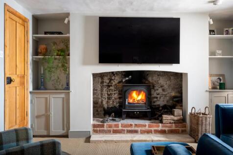 53 - 9-10 Sherborne - GL54 3DU - Web.jpg