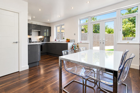 Kitchendiner2
