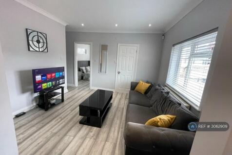 Frimley Road, Camberley, GU15 photo 5