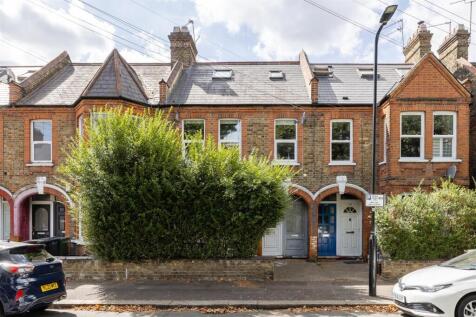 Blyth Road, E17