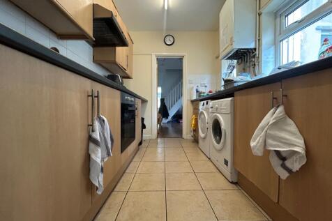 Treharris Kitchen