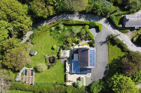 Hillside, Brynhenllan Dinas Cross, Newport, Pembro
