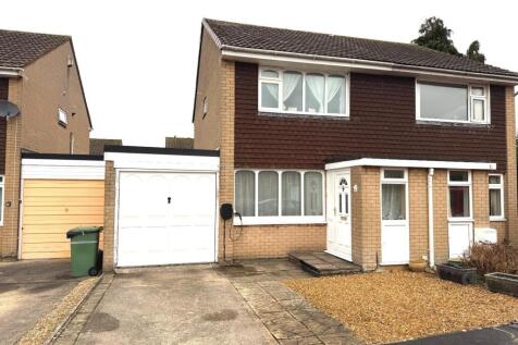 Street, BA16 - property photo