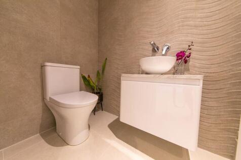 Ground floor washroom