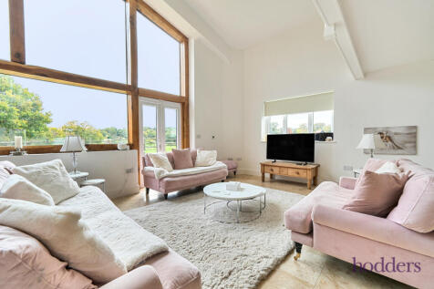 c585f36f-430e-457...