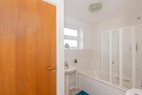 0W6RWW - Bathroom C.jpg