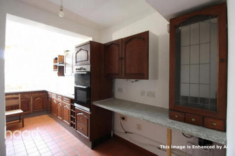 Cambeys Road, DAGENHAM photo 3