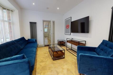 6-bed house on Granby Street, Loughborough, £3,510/mo
