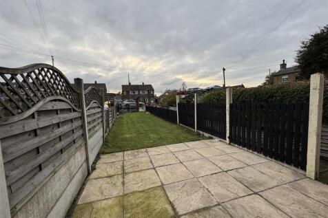 GARDENS &amp; PARKING