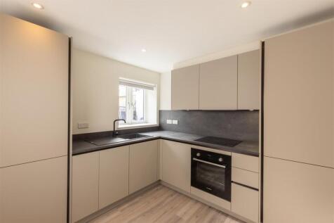 4 Vincent Walk 003.jpg