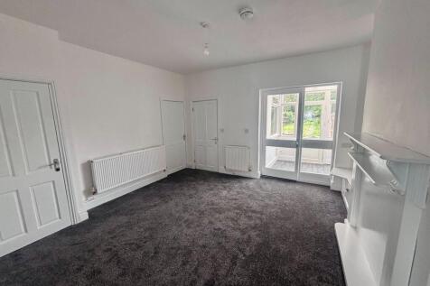 Oxford Street, Coalville, LE67 photo 3