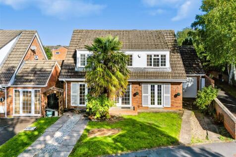 18 Stretton Road 8.jpg