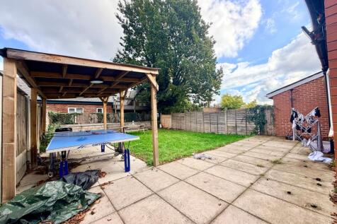 Harlaxton Drive, Lenton photo 5