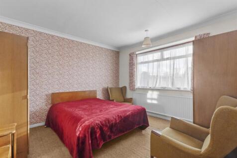 90 Main Rd, HP14 4QA-2.jpg