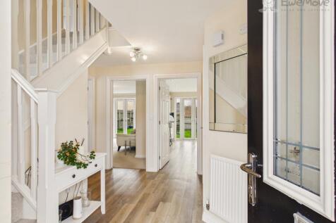 EWEMOVE SOUTH MOLTON - 19 SYCAMORE DRIVE