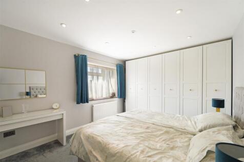 42 Thornbury Gardens - 6h4XEzcgrJ5yWO8zUoYr.jpg
