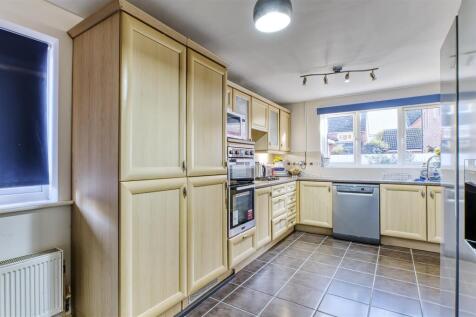 Springfield DeclutteredSpringfield DeclutteredD78_