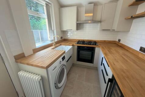 Kitchen  (1)