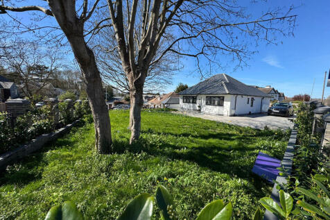 Manor Road, Woodford Green, Essex, IG7 photo 5