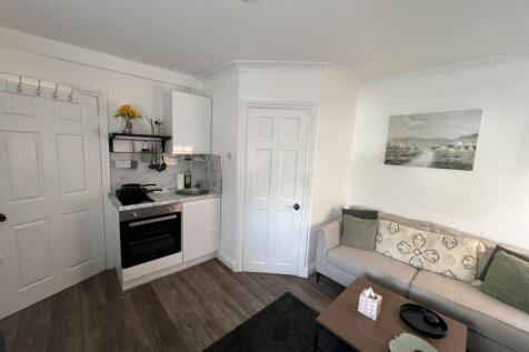 8 Spencer Avenue, Flat 5 (First floor), Coventry,