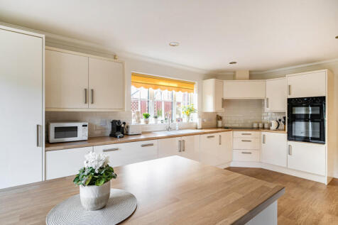 1417717-19-699dee...