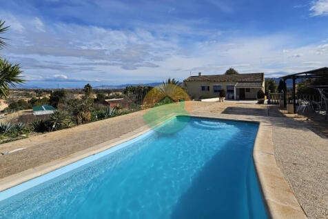 4 Bedroom Detached For Sale-LIB02-1
