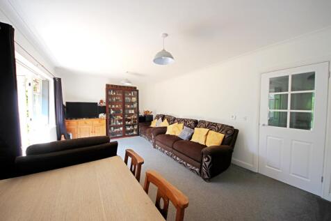 lounge 2