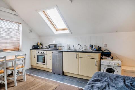 Alexandra Road, Worthing, West Sussex, BN11 photo 2