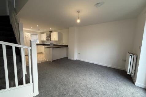 Regents Village, Cheltenham, GL51 photo 5