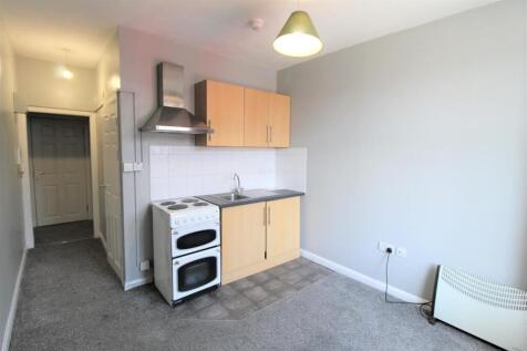 LOUNGE/KITCHEN/ BEDROOM