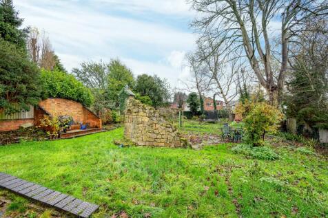 46 Lyndhurst Road-19.jpg