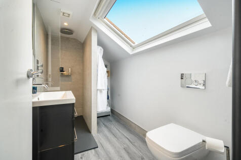 Family Shower Roo...