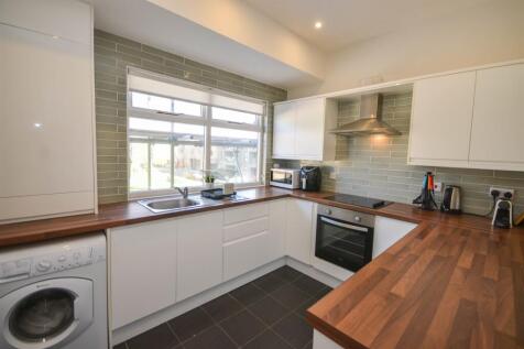 Low Gosforth Court, Melton Park photo 4