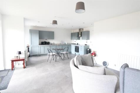 FvfmUt0-UkWeckERL...