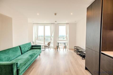 1 bed to rent, Silverleaf House, The Verdean, Act