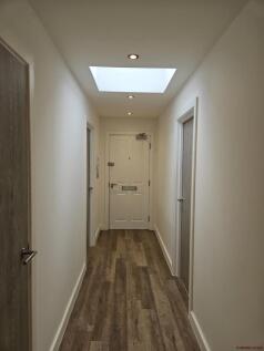 42 gisburn mansions hallway.jpg