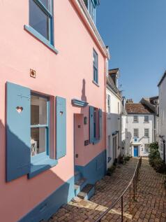 May Cottage, 16 Browns Hill, Dartmouth