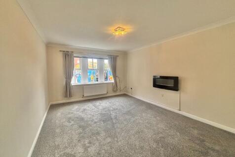 Flat , Helena House, Albert Court, Sunderland photo 5