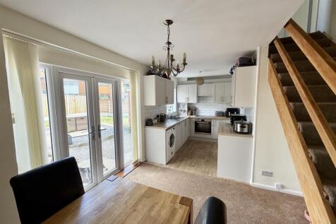 Bramleys - Water Royd Crescent - Mirfield (12).jpe