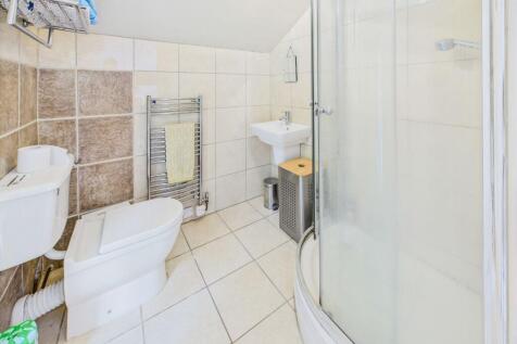 Loft Bedroom - En Suite