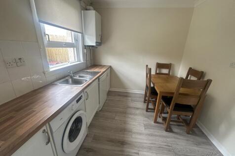 Castle Chimmins Ave, Cambuslang, G72 photo 5