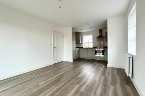 Open plan kitchen:living room.jpeg