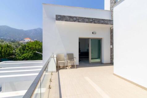4 bedroom brand new modern design villa + private pool + rooftop terrace + large plot size Image 9999 25
