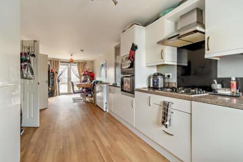 8678310-interior02-800.jpg
