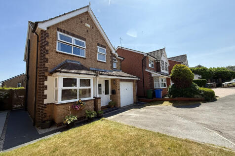 4 Bedroom Detached House - For Sale