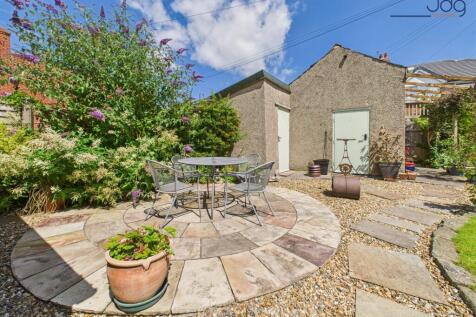 Patio, Garage &amp; Workshop