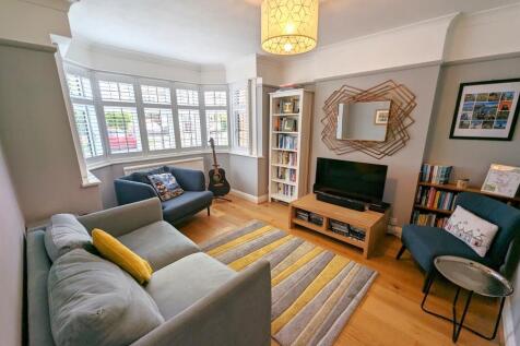 West Byfleet, Surrey, KT14 photo 3