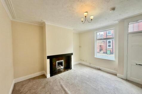 Living Room: