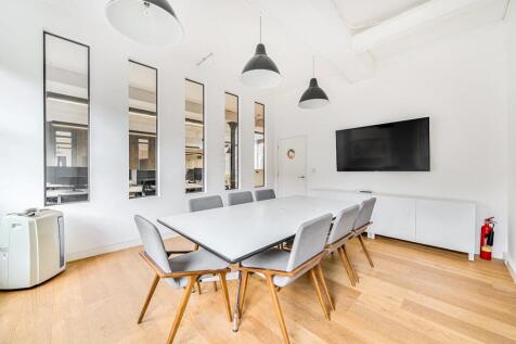 131022346848096abe5afARW 13.jpg